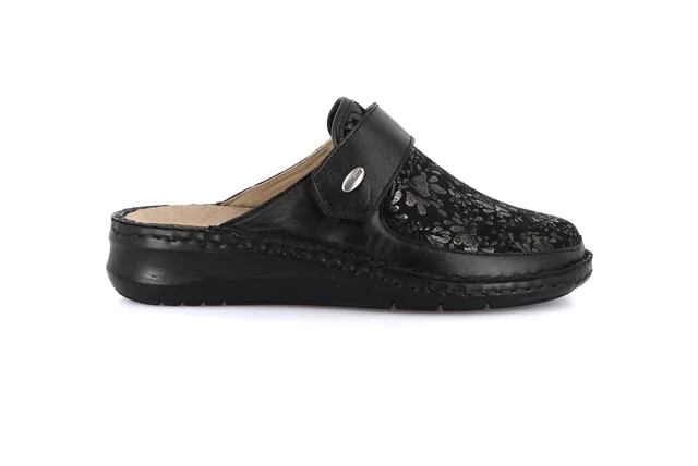 Closed toe comfort slipper | DAMI CE0260 - BLACK | Grünland