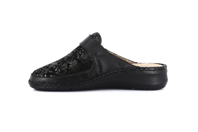 Closed toe comfort slipper | DAMI CE0260 - BLACK | Grünland