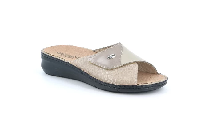 Comfort slipper in leather | DAMI CE0452 - PLATINO | Grünland