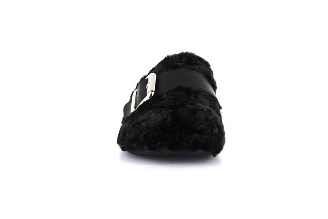 Plush slipper with buckle | GLES CI3177 - BLACK | Grünland