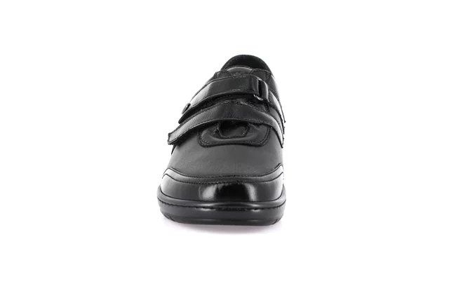 Comfort shoe in stretch material with double velcro closure | NILE SC5388 - BLACK | Grünland