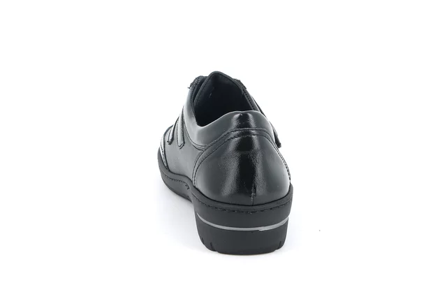 Bequemer Schuh aus Stretchmaterial mit doppeltem Klettverschluss | NILE SC5388 - SCHWARZ | Grünland