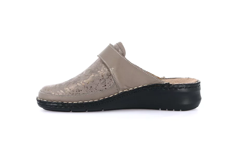 Closed toe comfort slipper | DAMI CE0260 - TAUPE | Grünland