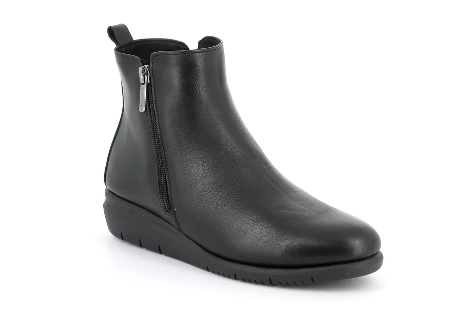 Ankle boot in genuine leather with side zip | RYSA PO1676 - BLACK | Grünland