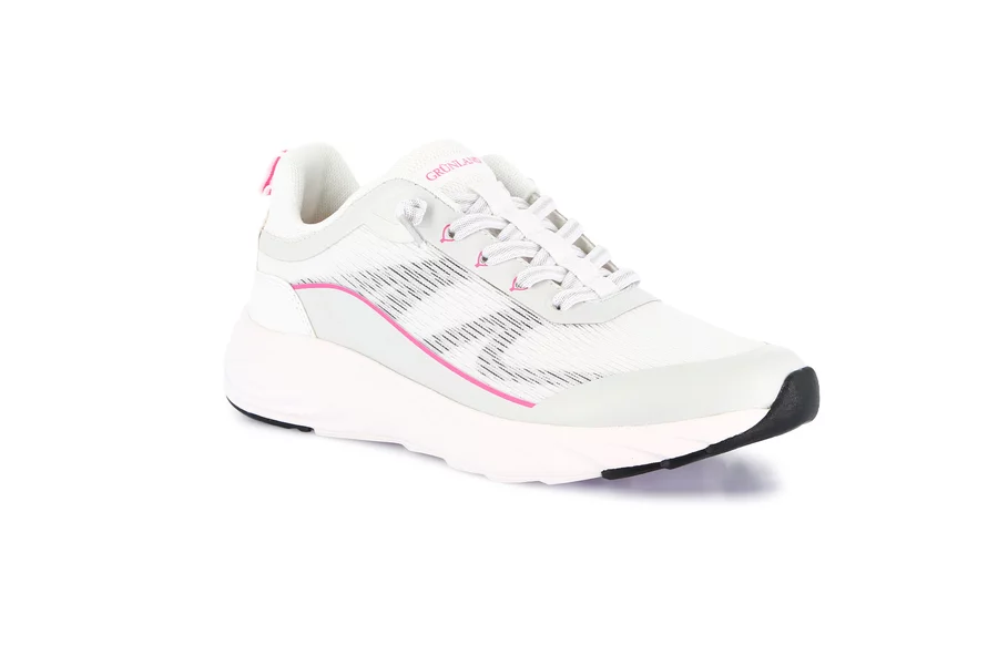 Sneaker mit innovativen Easy-Slip-On-Einstieg | STEP